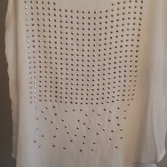 White beaded top - Picture 2 of 6